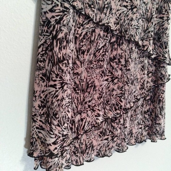 Connected Apparel Asymmetrical Tiered Dress Black Pink 8 - Picture 7 of 9